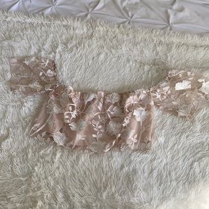 MESH FLORAL DETAIL OFF SHOULDER CROP TOP